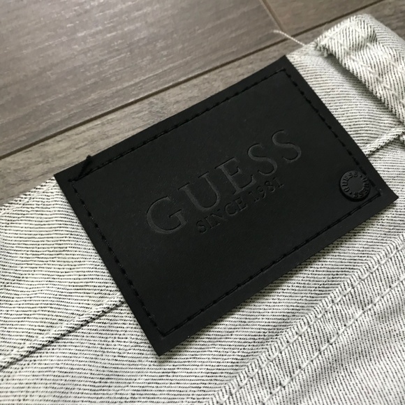 Guess Los Angeles Light Gray Skinny Jeans NWOT - Picture 5 of 7